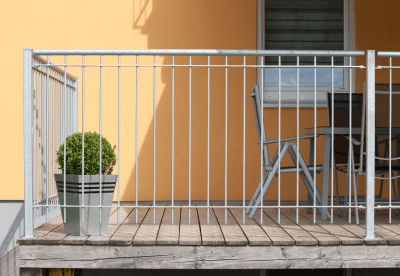 Geländer Ancona auf einer Terrasse | Feuerverzinkt