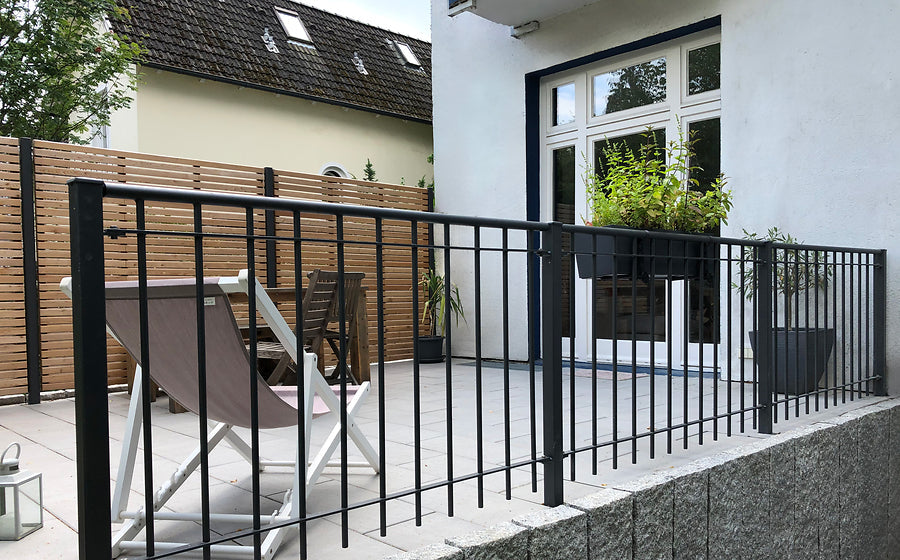 Recinzione per terrazza: una pratica delimitazione per una maggiore privacy
