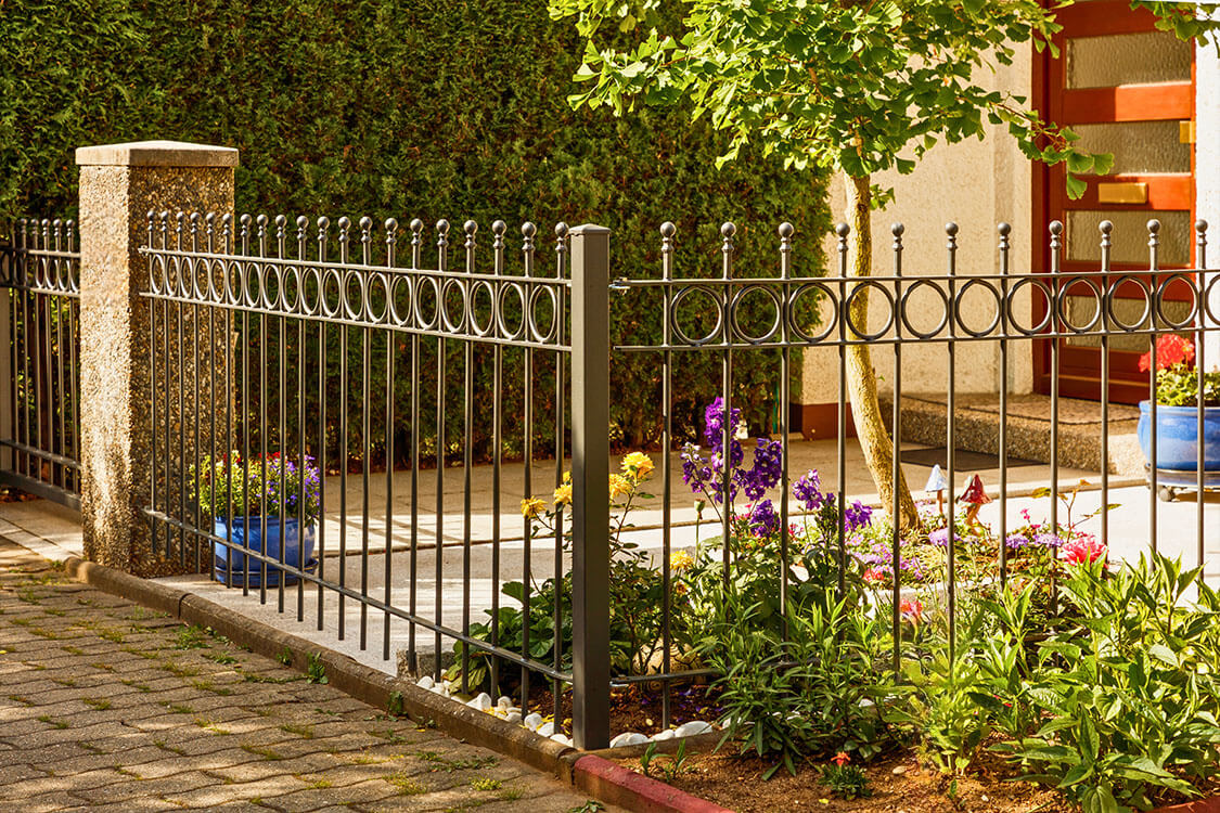 Come progettare il giardino davanti a casa: i migliori consigli