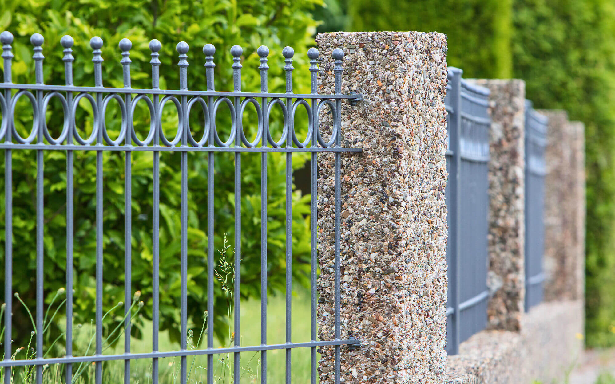 Kindersicherer Garten: Ein Leitfaden für zuverlässigen Schutz im Freien